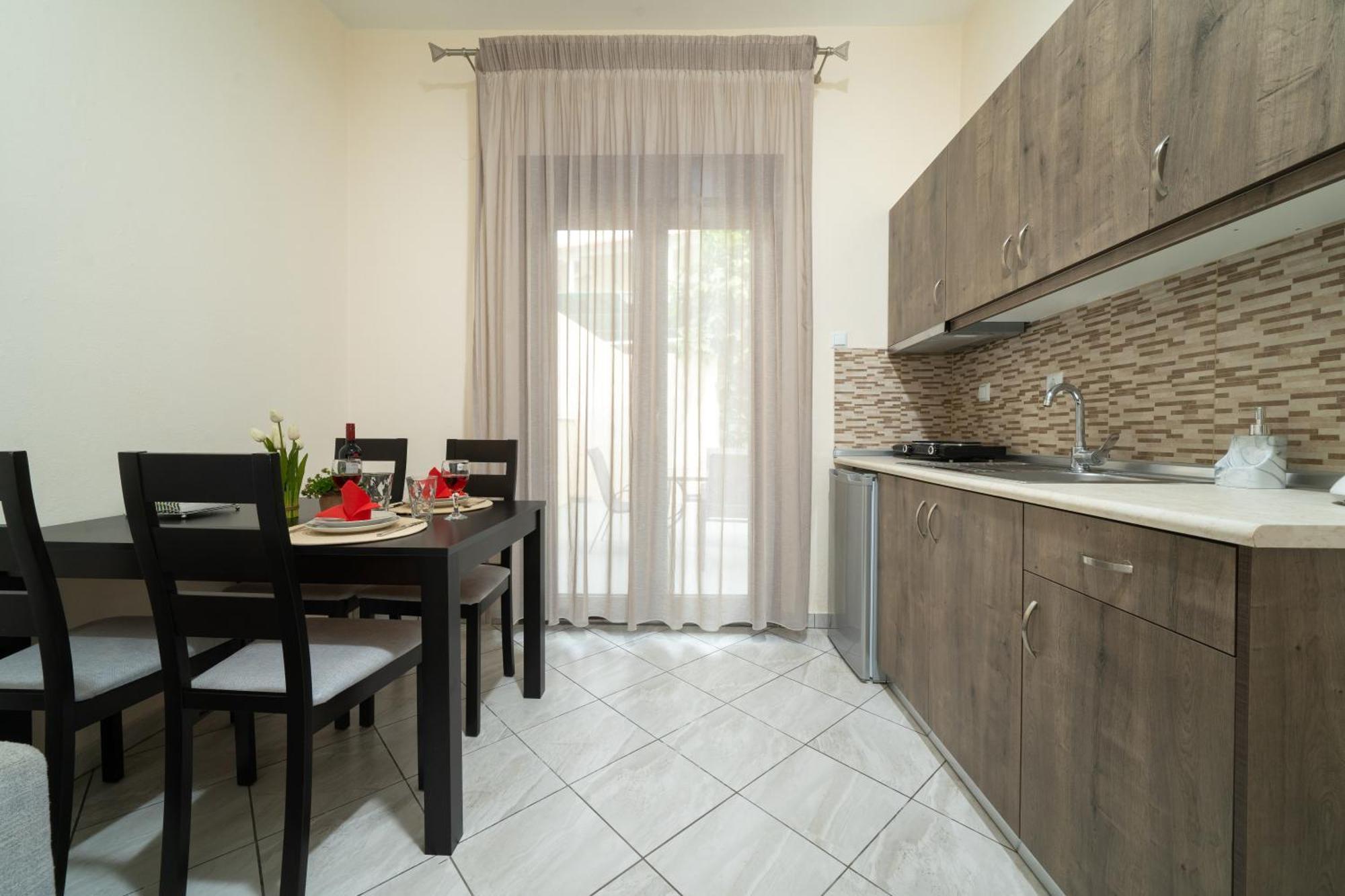 Maria Dina Apartments 1 โปตอส ภายนอก รูปภาพ